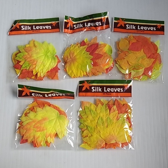 🔴3/$15 Fall Colors Table Covers Silk Leaves Decor - Picture 2 of 8